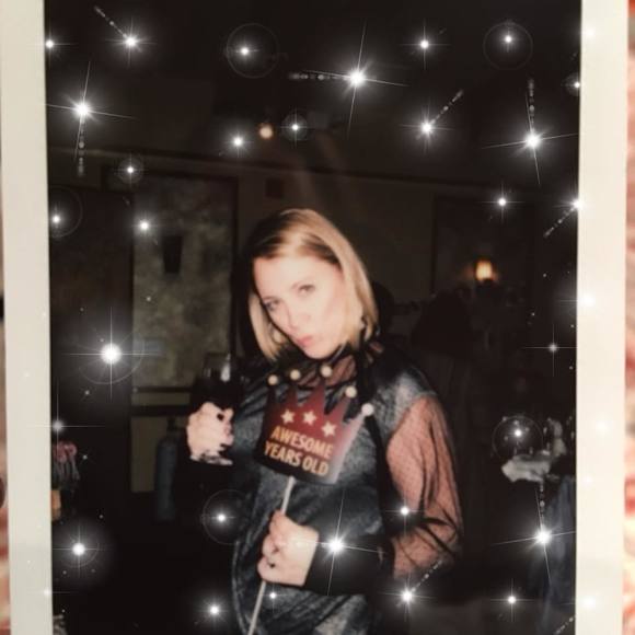 Meet your Posher, Heather - Picture 1 of 1